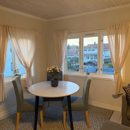 Apartamento Quiet 2-bedroom Near Sus Valand And Centre *
